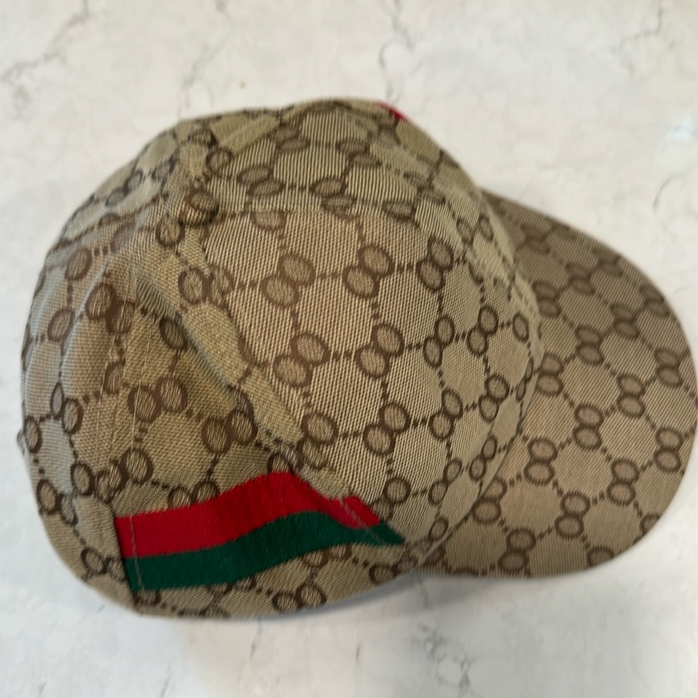 Baseball hat